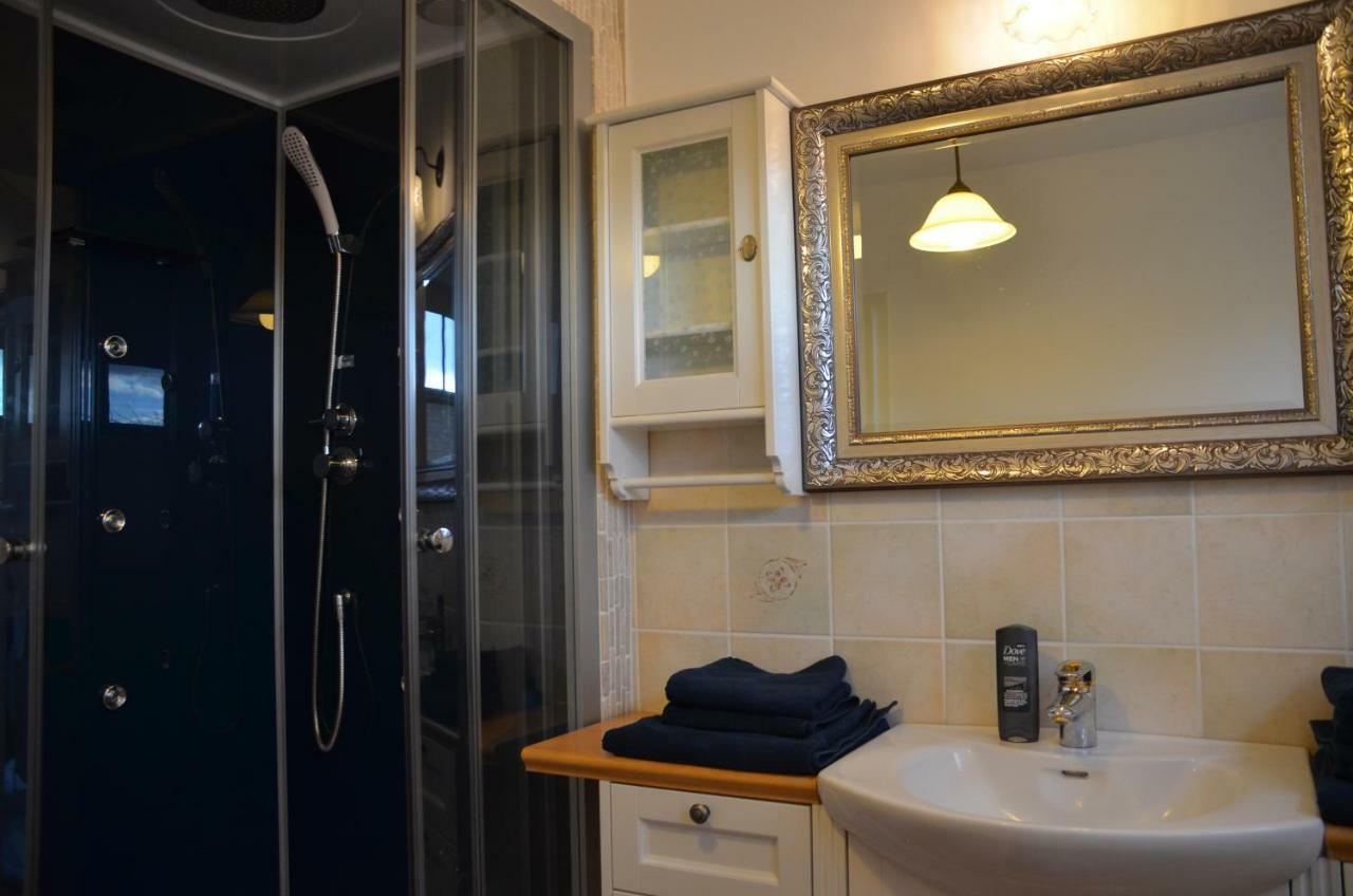 Bickbargen - Haus Mit 4 Schlafzimmern Und Platz Halstenbek Esterno foto