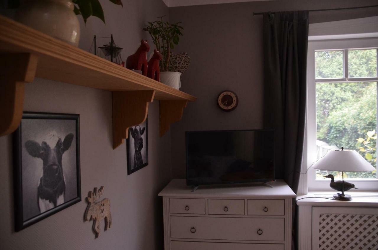 Bickbargen - Haus Mit 4 Schlafzimmern Und Platz Halstenbek Esterno foto