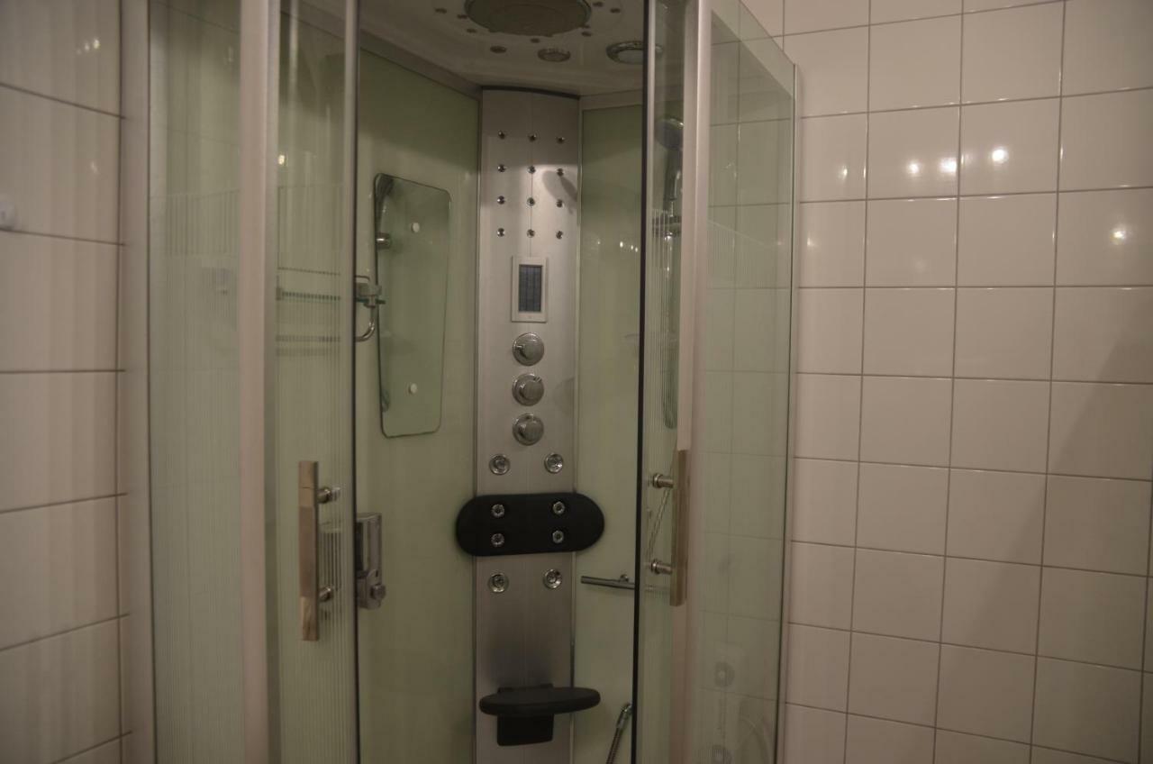 Bickbargen - Haus Mit 4 Schlafzimmern Und Platz Halstenbek Esterno foto